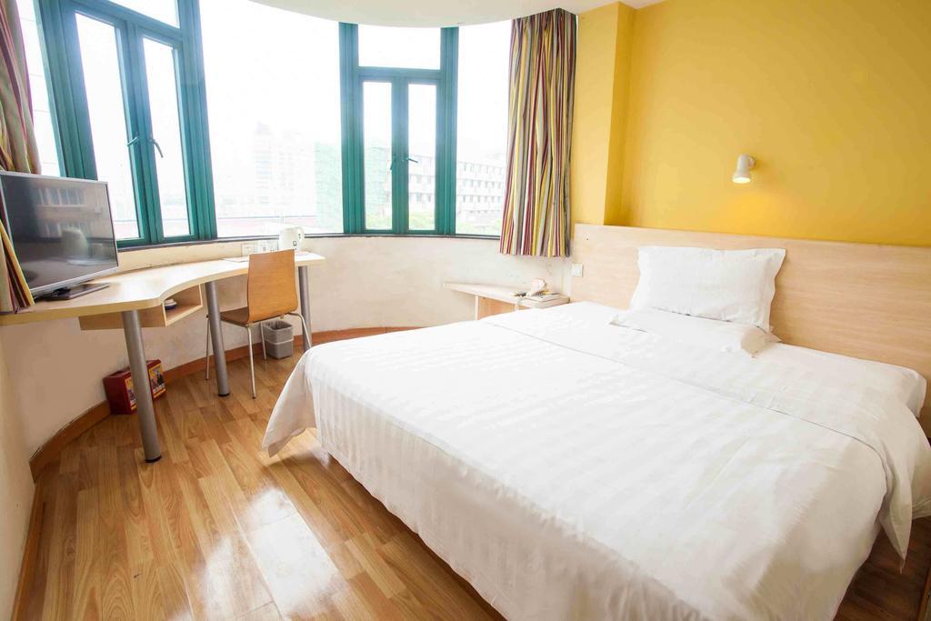 7Days Inn Shenzhen Da Fen You Hua Cun ห้อง รูปภาพ
